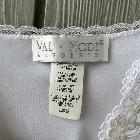 Vintage Val Mode White Satin Slip Dress w/ Pearl Lace – Large - Picture 4 of 9